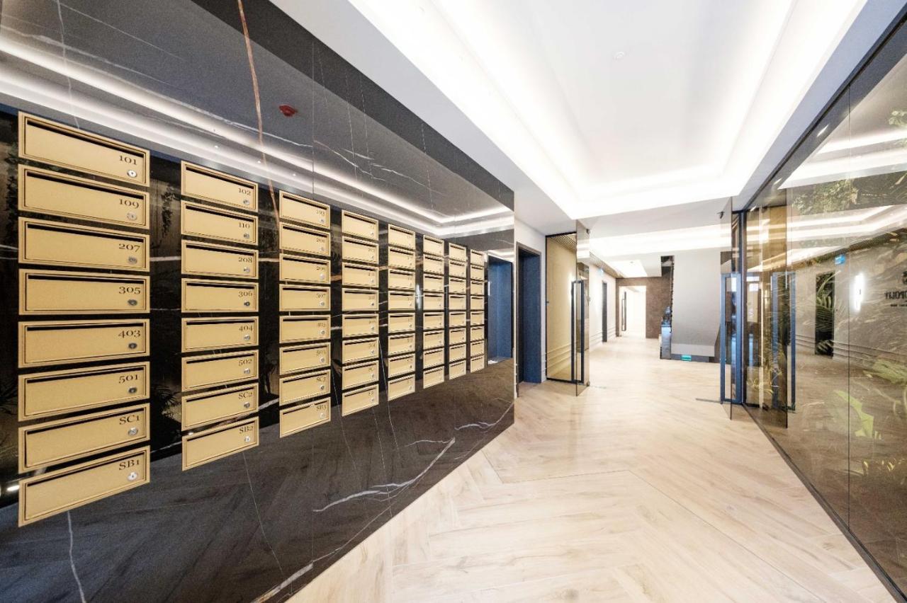 Brand New Luxury Apartment In The Heart Of Brasov Bagian luar foto