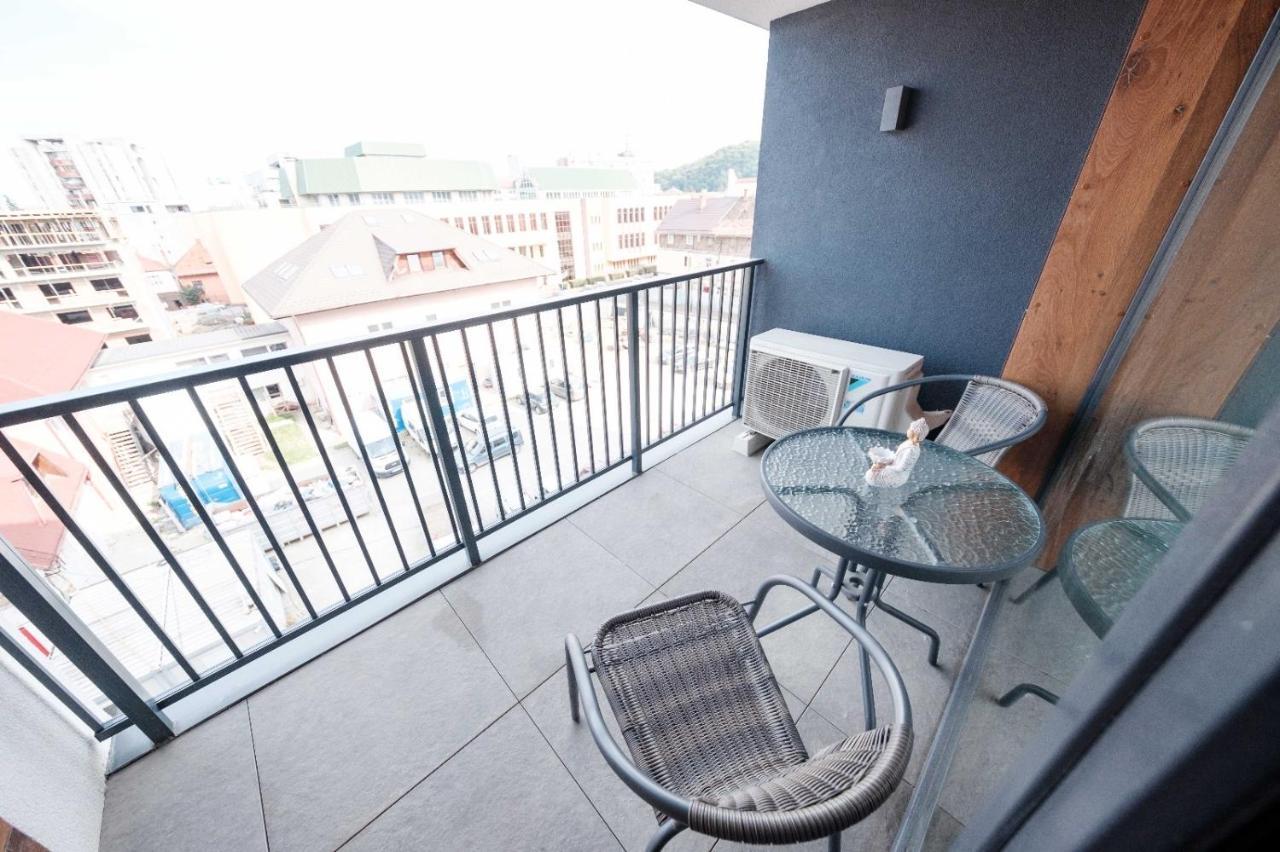 Brand New Luxury Apartment In The Heart Of Brasov Bagian luar foto