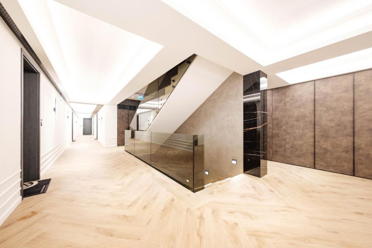 Brand New Luxury Apartment In The Heart Of Brasov Bagian luar foto